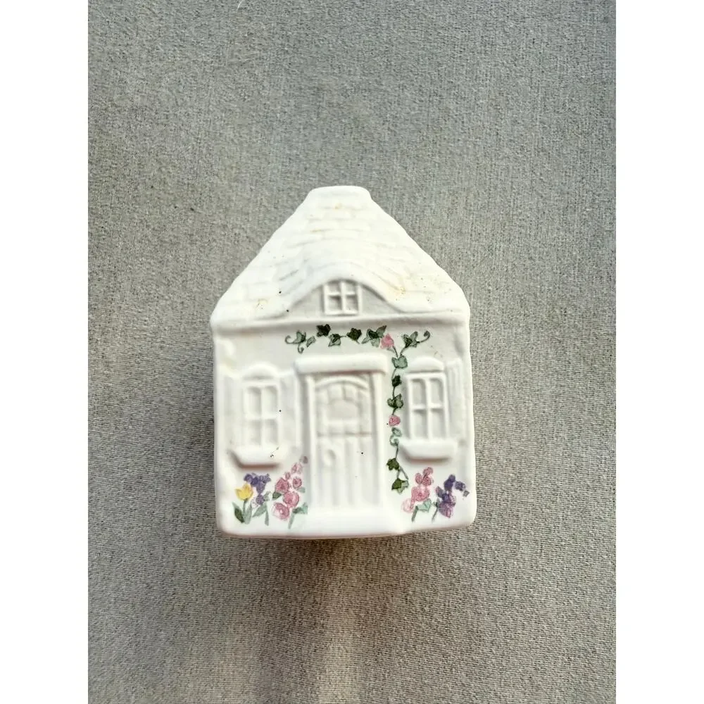 Vintage Pfaltzgraff Cottage Pepper Shaker Cream Floral USA